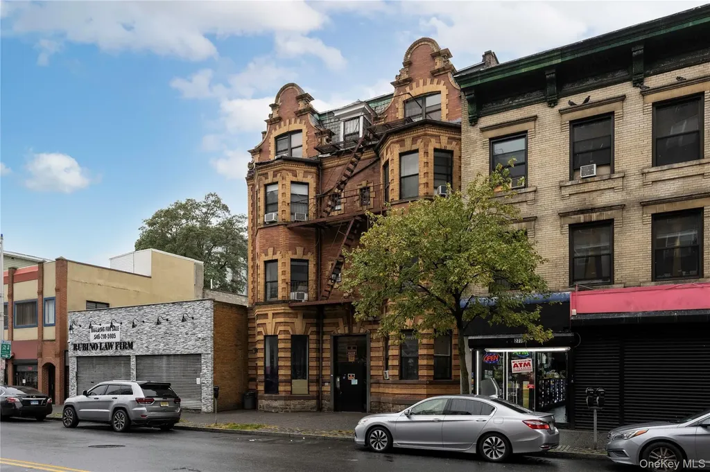279 S Broadway Yonkers NY 10705