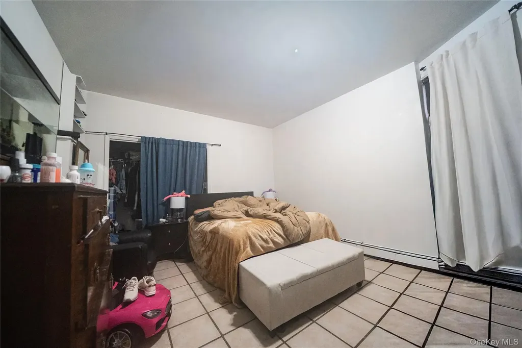 279 S Broadway Yonkers NY 10705