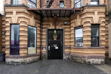 279 S Broadway Yonkers NY 10705