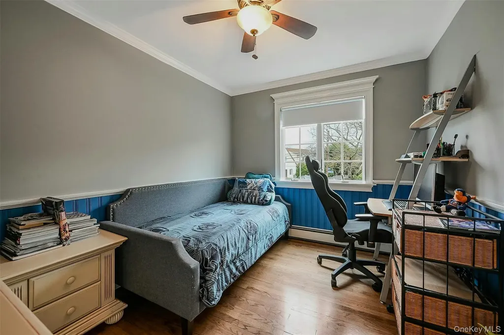 30 W Shore Road Oakdale NY 11769