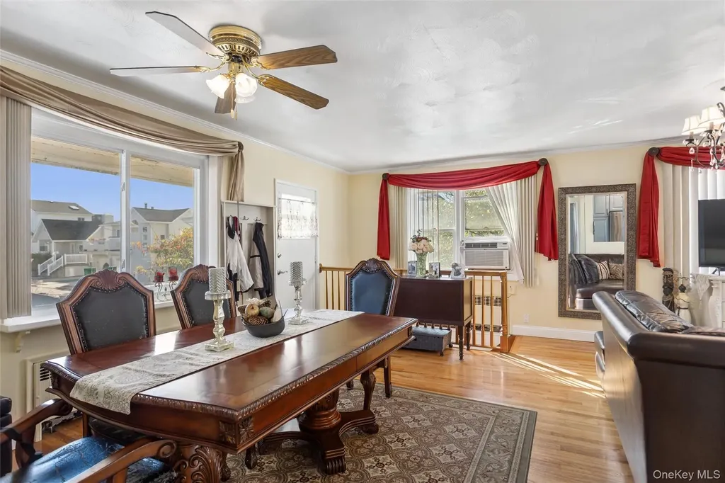 124 Coolidge Avenue Long Beach NY 11561