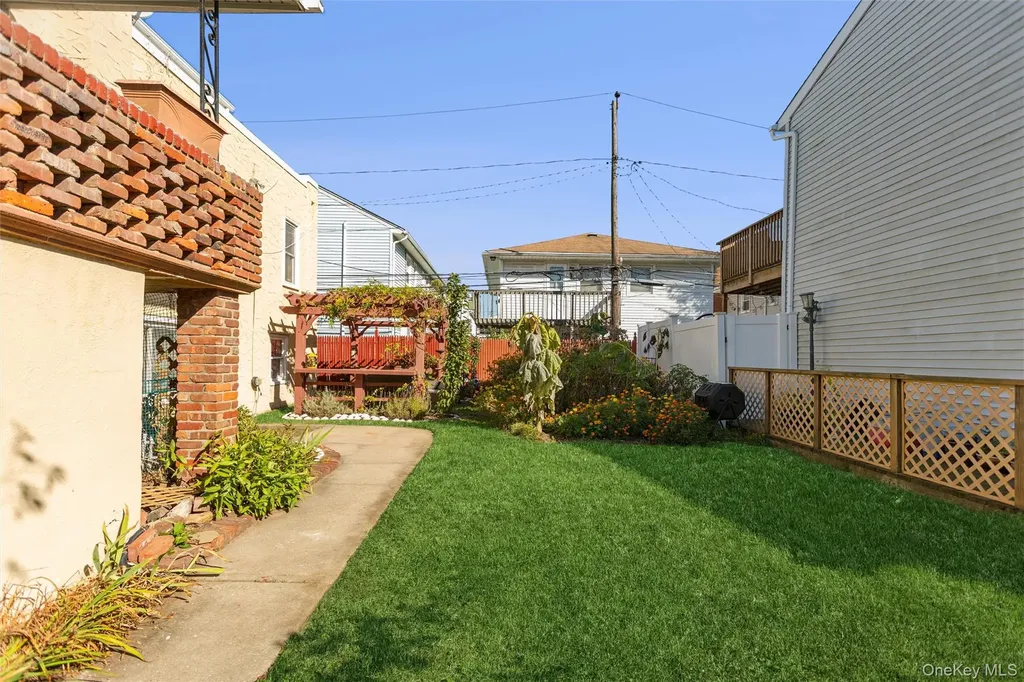 124 Coolidge Avenue Long Beach NY 11561