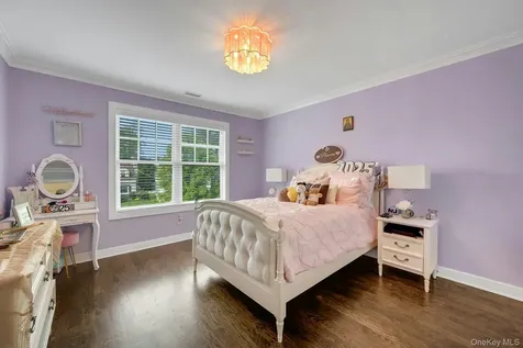 181 Beech Street Eastchester NY 10709