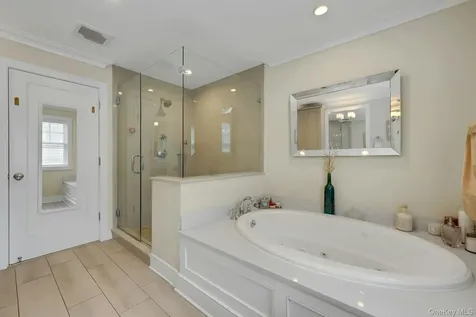 181 Beech Street Eastchester NY 10709