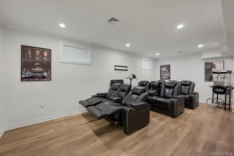 181 Beech Street Eastchester NY 10709