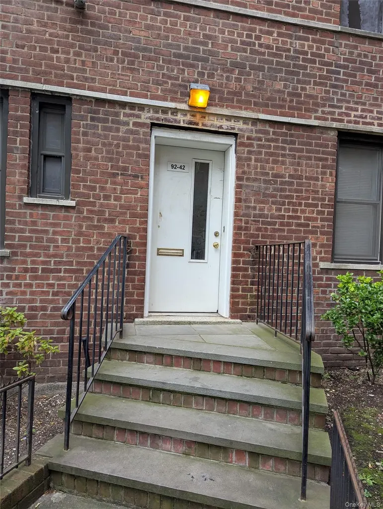 9242 Queens Boulevard Rego Park NY 11374