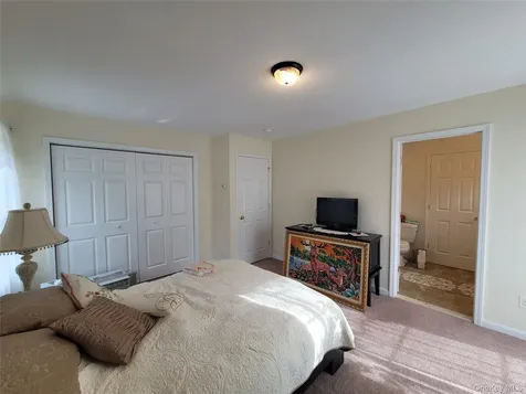 75 Bernsley Road Woodridge NY 12789