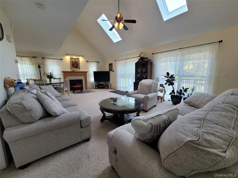 75 Bernsley Road Woodridge NY 12789