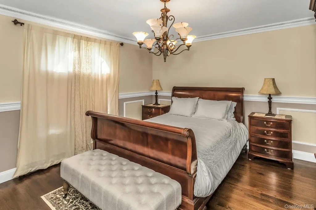 1436 7th Street West Babylon NY 11704