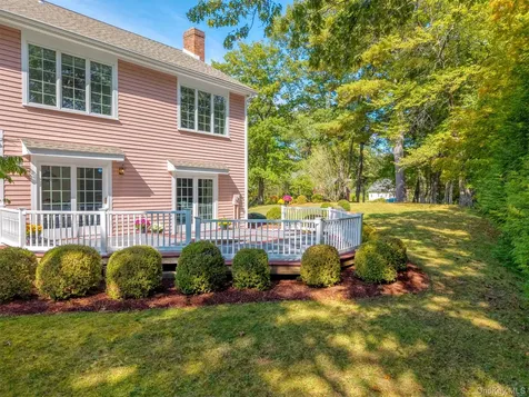 25 Alison Court Kingston NY 12401