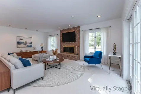 25 Alison Court Kingston NY 12401