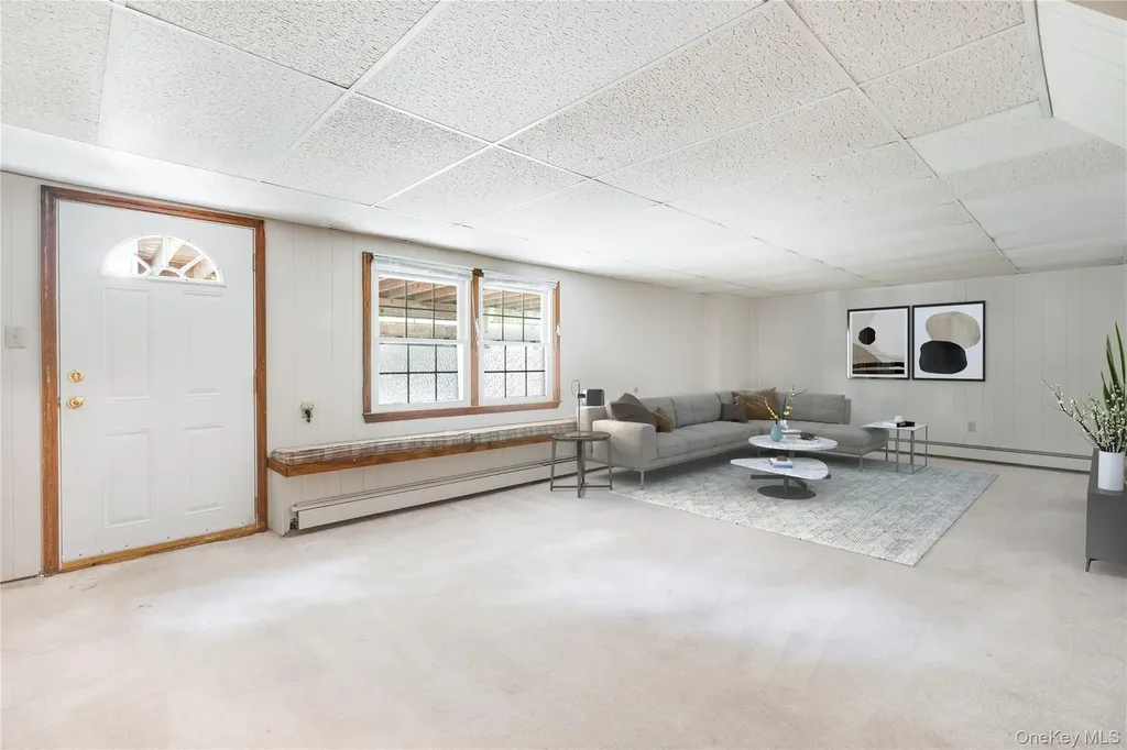 6 Old Mill Drive Poughkeepsie NY 12603