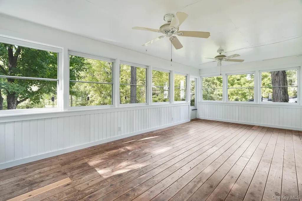6 Old Mill Drive Poughkeepsie NY 12603