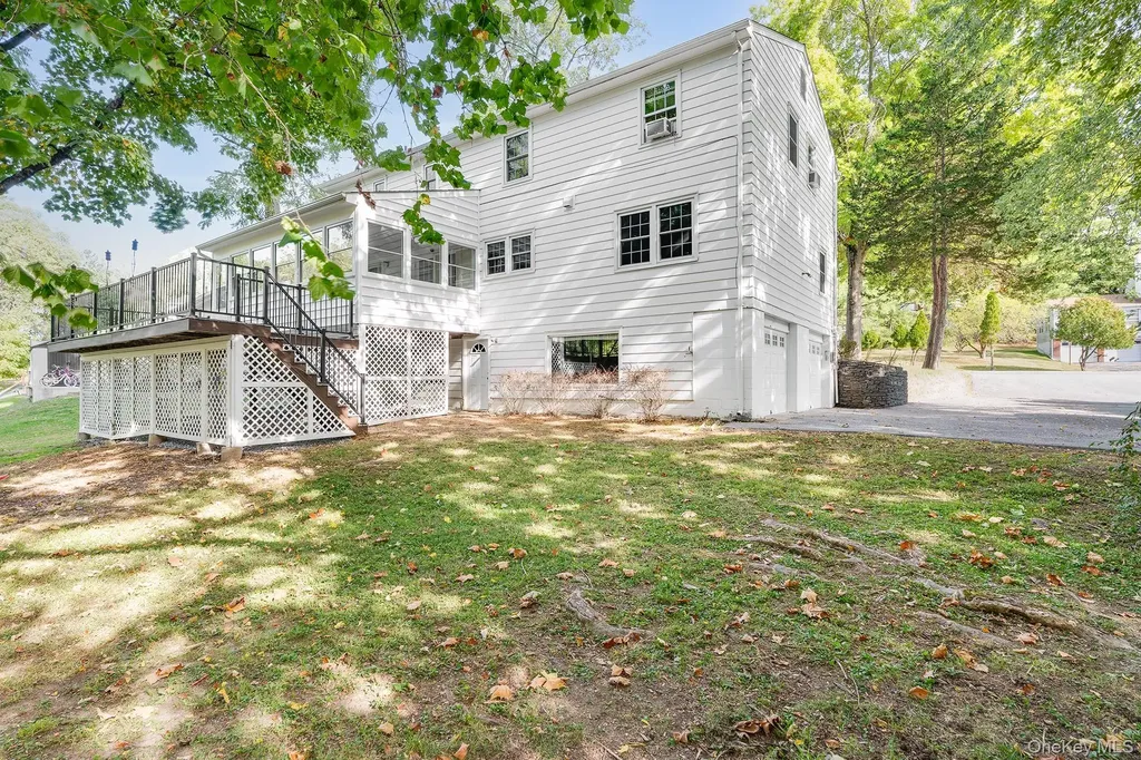 6 Old Mill Drive Poughkeepsie NY 12603