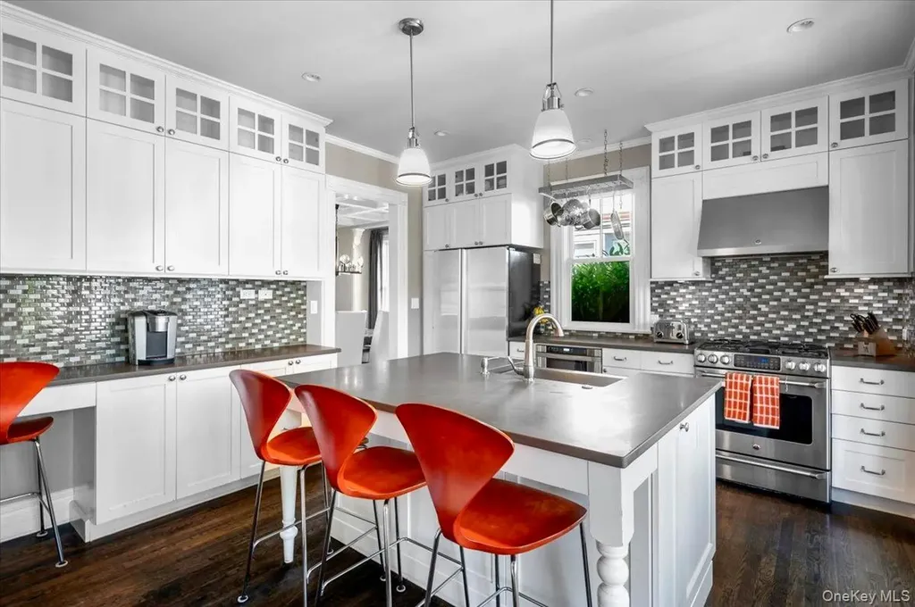 201 N Broadway Nyack NY 10960