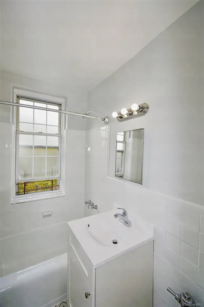 786 Bronx River Bronxville NY 10708