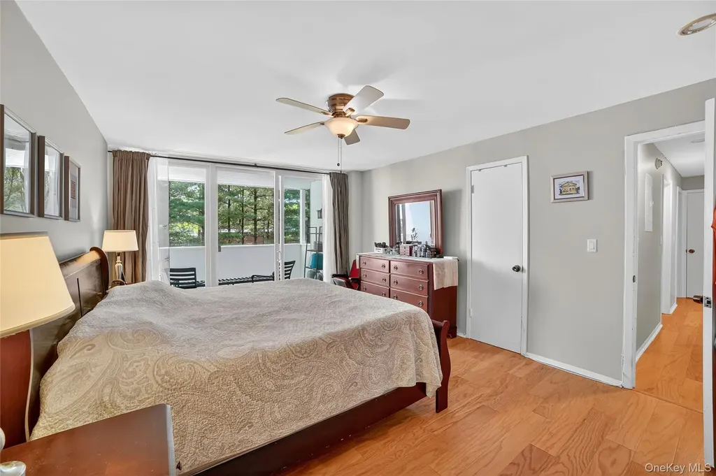 1504 Fox Glen Drive Hartsdale NY 10530