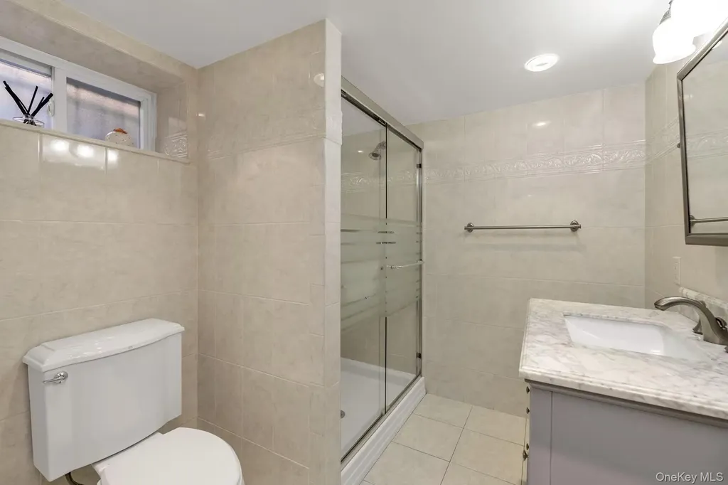 15421 Bayside Avenue Flushing NY 11354