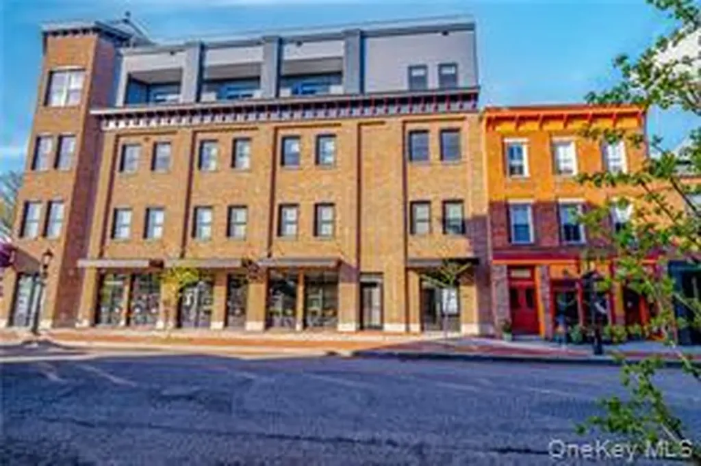 226 Main Street Beacon NY 12508