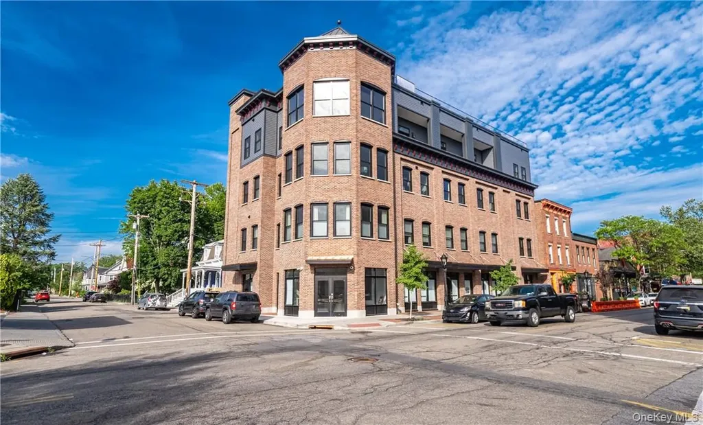 226 Main Street Beacon NY 12508
