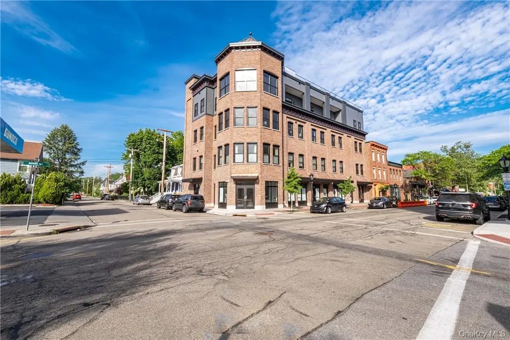 226 Main Street Beacon NY 12508