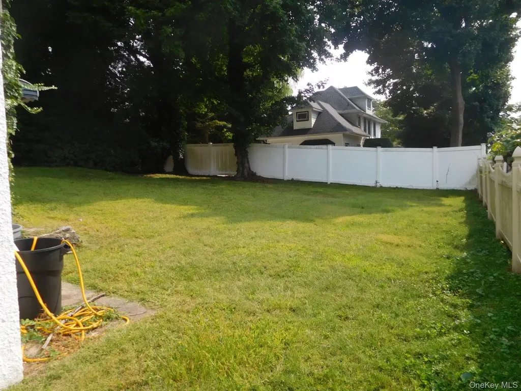 44 Chippewa Road Yonkers NY 10710