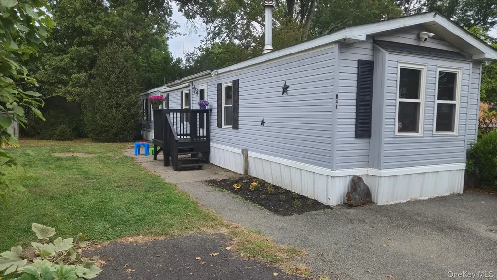 841 Sandman Place Walden NY 12586