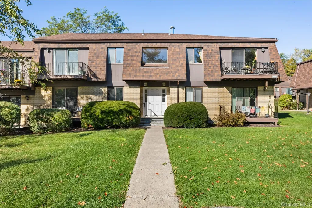105 Cherry Hill Drive Poughkeepsie NY 12603