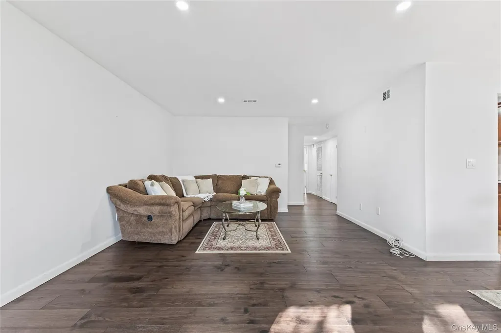 105 Cherry Hill Drive Poughkeepsie NY 12603