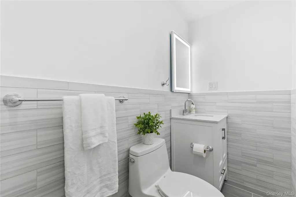105 Cherry Hill Drive Poughkeepsie NY 12603
