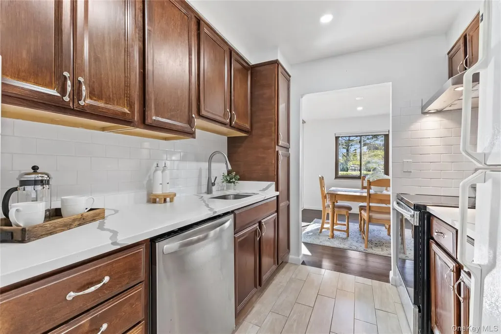 105 Cherry Hill Drive Poughkeepsie NY 12603