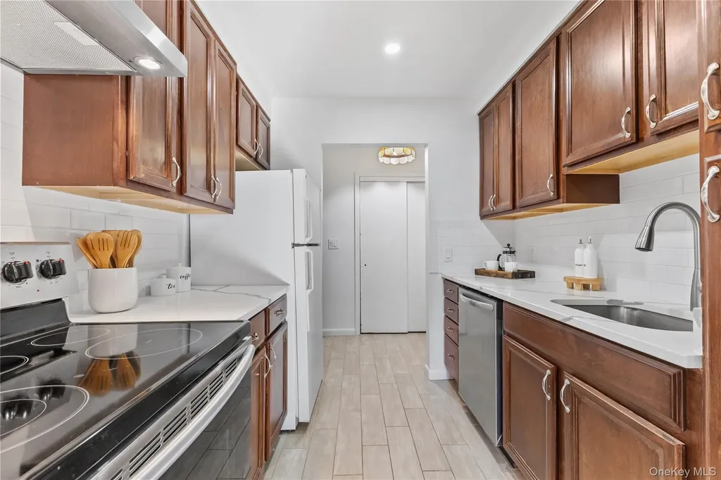105 Cherry Hill Drive Poughkeepsie NY 12603