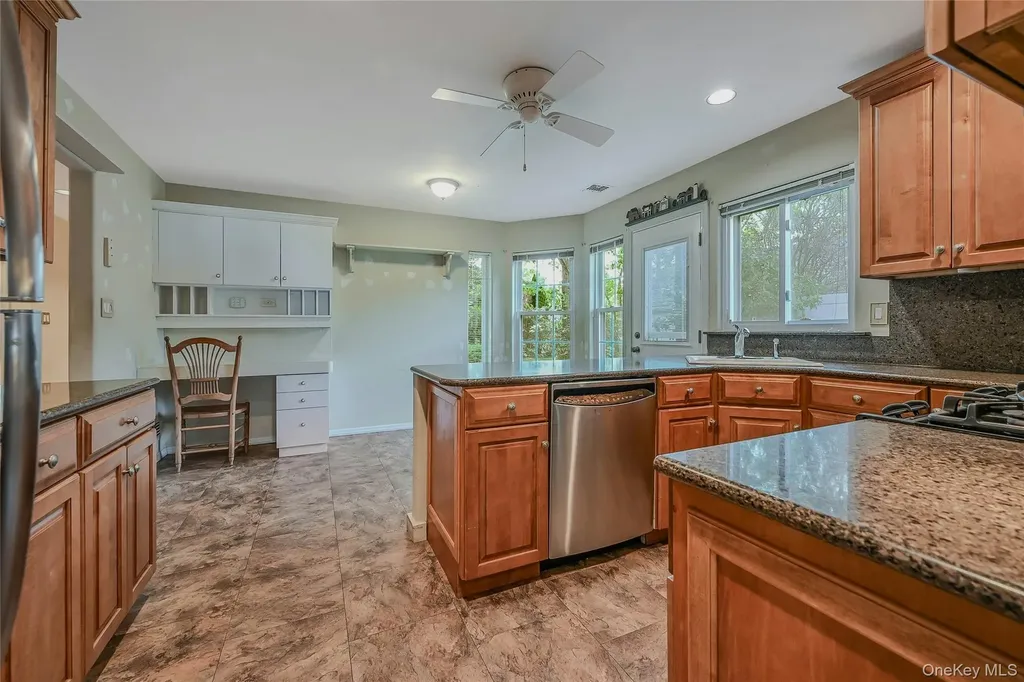 244 Glen Drive Ridge NY 11961