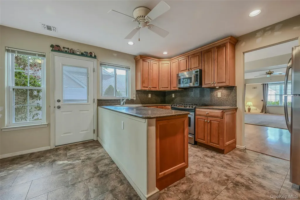 244 Glen Drive Ridge NY 11961