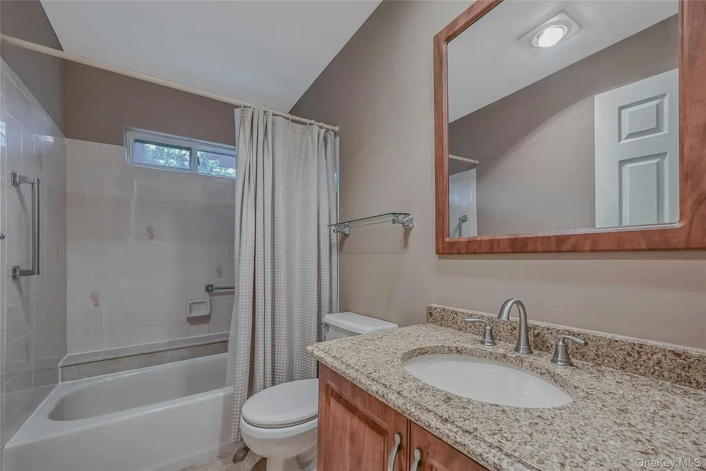 244 Glen Drive Ridge NY 11961