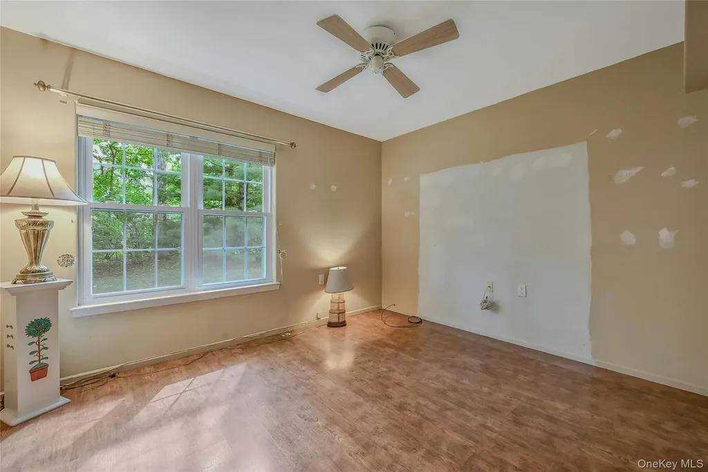 244 Glen Drive Ridge NY 11961