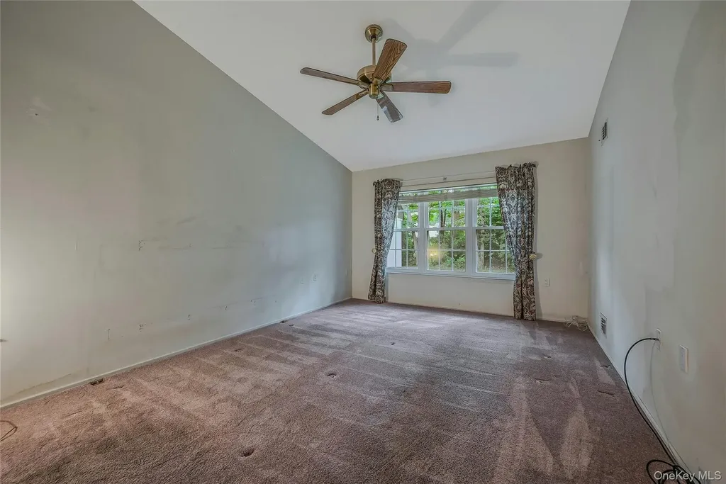244 Glen Drive Ridge NY 11961