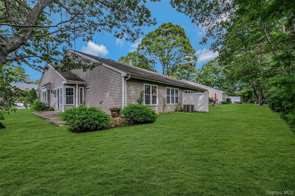 244 Glen Drive Ridge NY 11961