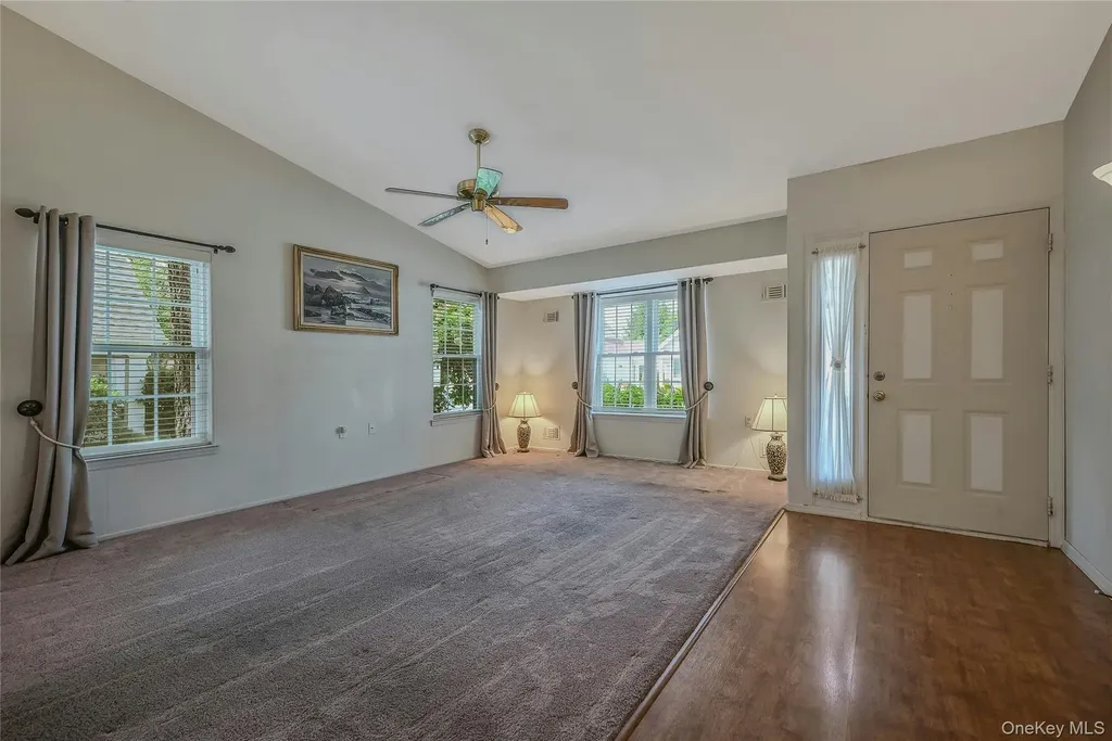 244 Glen Drive Ridge NY 11961