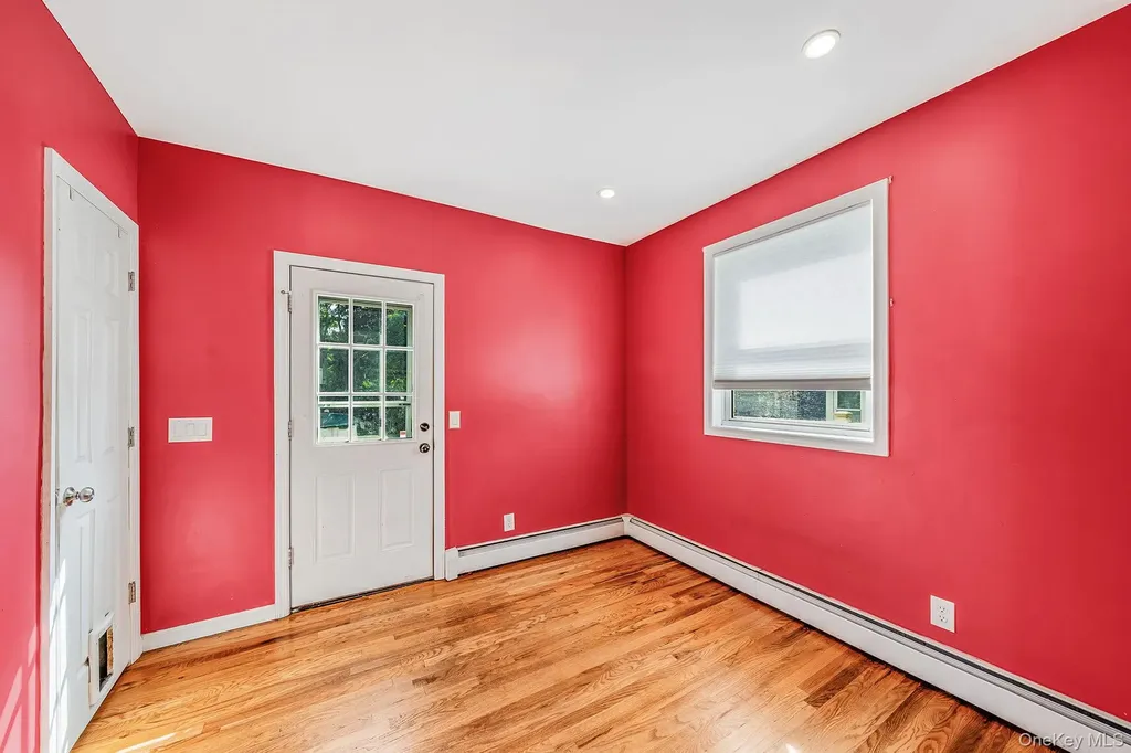 94 Richard Avenue Islip Terrace NY 11752