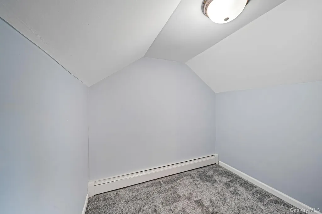94 Richard Avenue Islip Terrace NY 11752