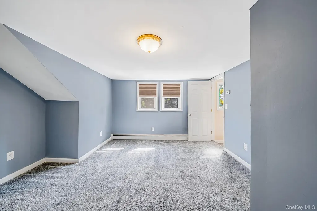 94 Richard Avenue Islip Terrace NY 11752