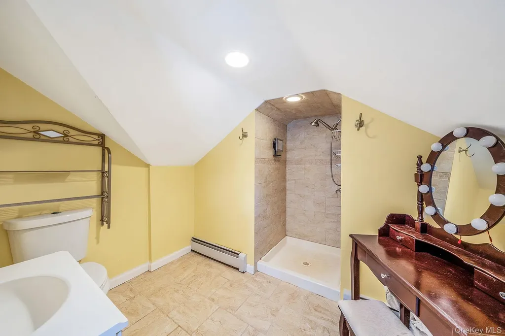 94 Richard Avenue Islip Terrace NY 11752