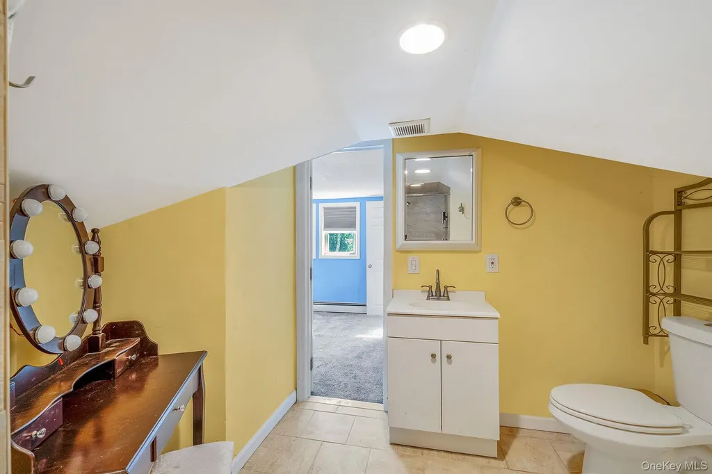 94 Richard Avenue Islip Terrace NY 11752