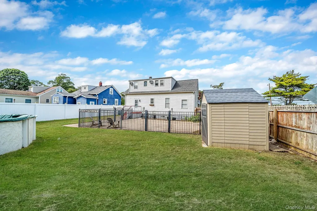 94 Richard Avenue Islip Terrace NY 11752