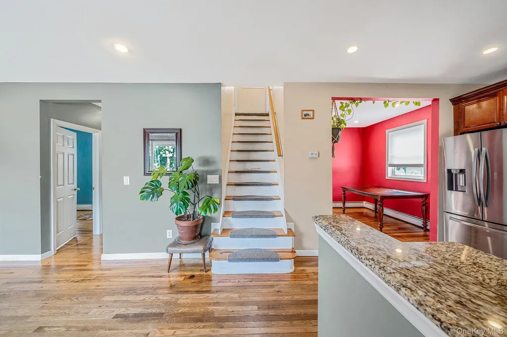94 Richard Avenue Islip Terrace NY 11752