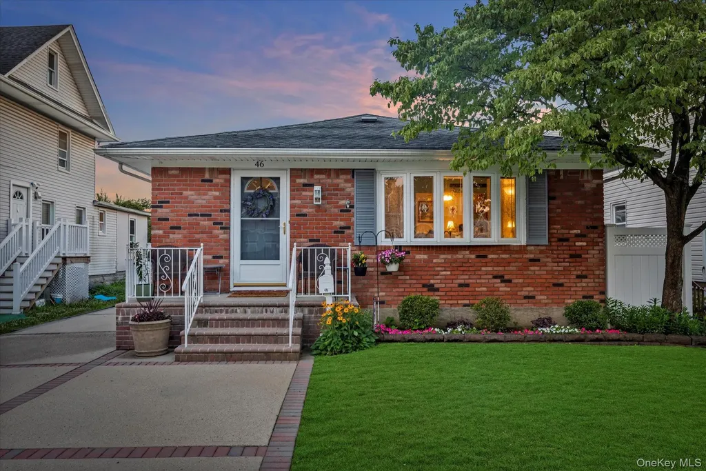 46 Forest Avenue Valley Stream NY 11581