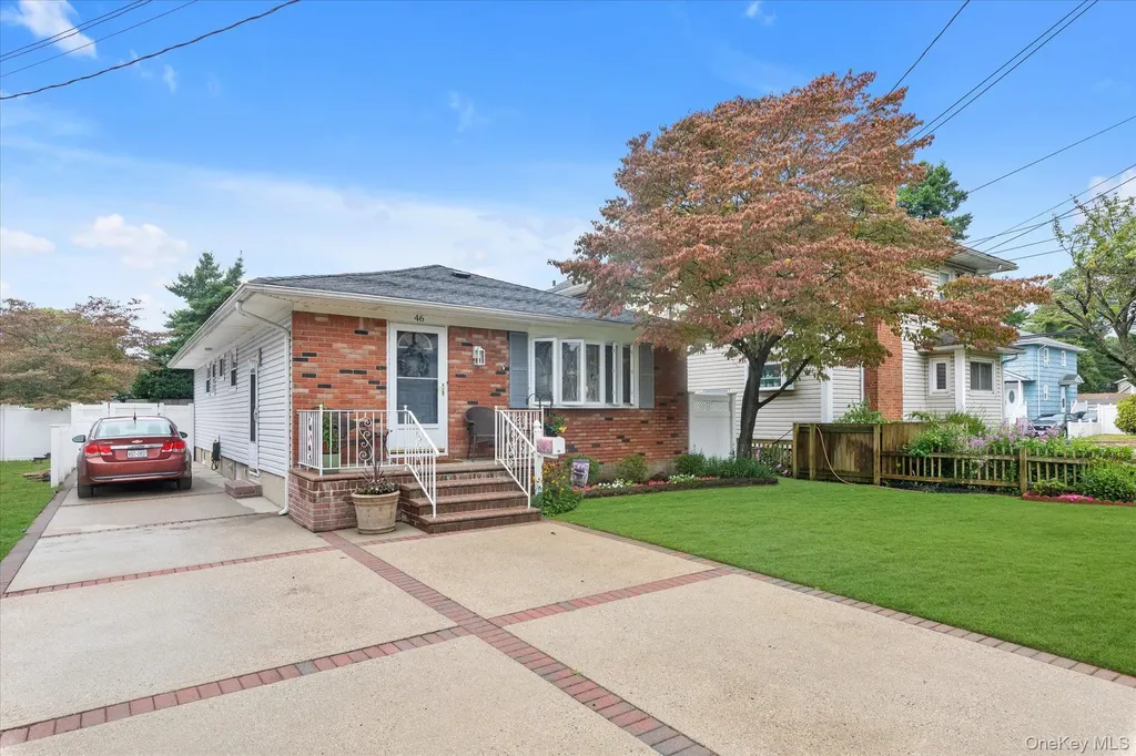 46 Forest Avenue Valley Stream NY 11581