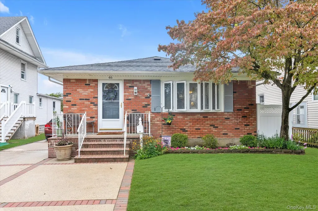 46 Forest Avenue Valley Stream NY 11581