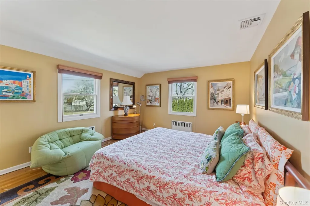 11 Oneck Road Westhampton Beach NY 11978
